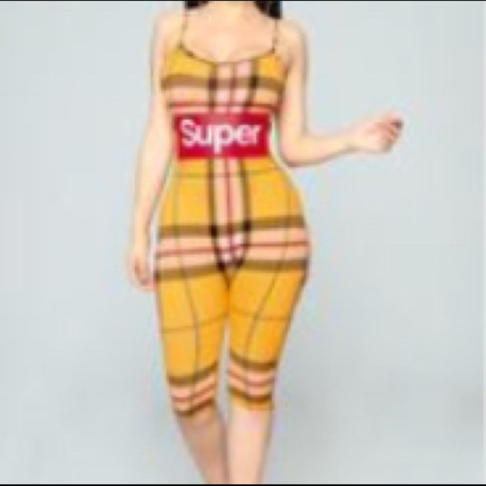 Super fab plaid  romper mustard